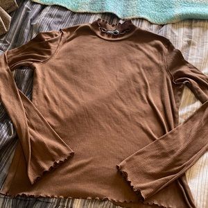 Pretty little Thing long sleeve